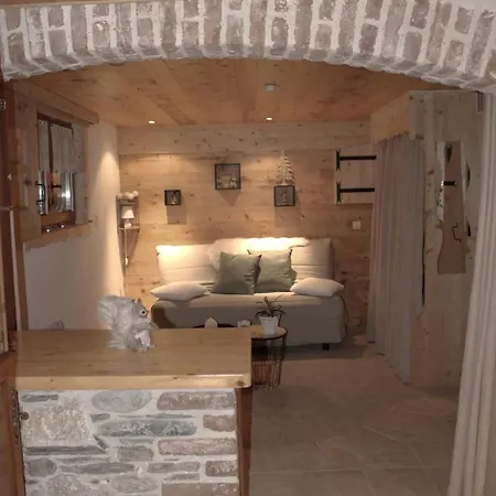 Apartman La Varnache Cosy *